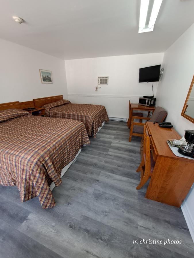 Motel Bonsoir Joliette Exteriör bild